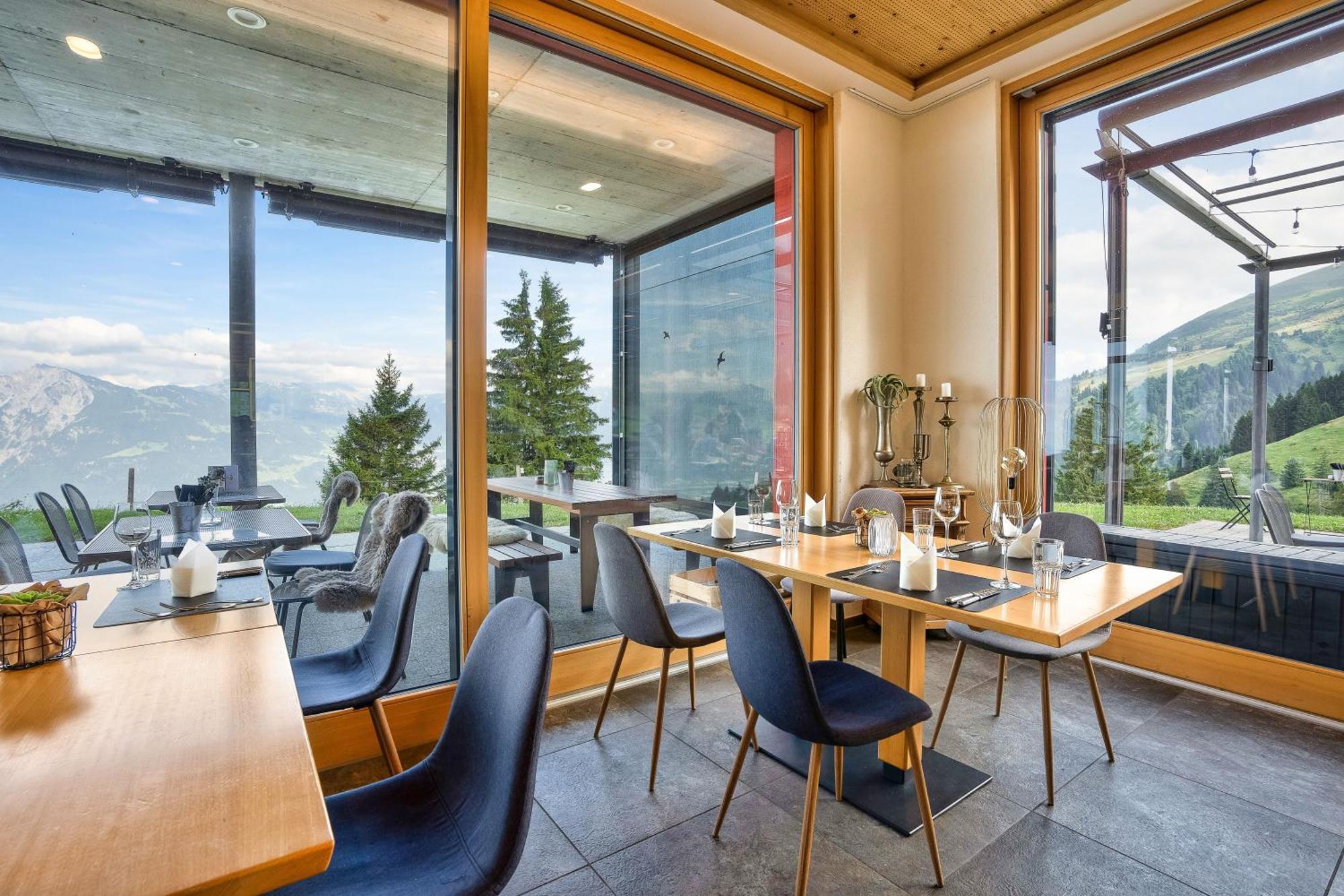 Hotel Restaurant Berghaus Malbun Buchserberg Бухс Екстериор снимка