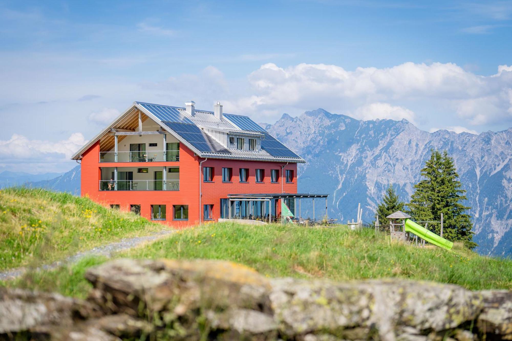 Hotel Restaurant Berghaus Malbun Buchserberg Бухс Екстериор снимка